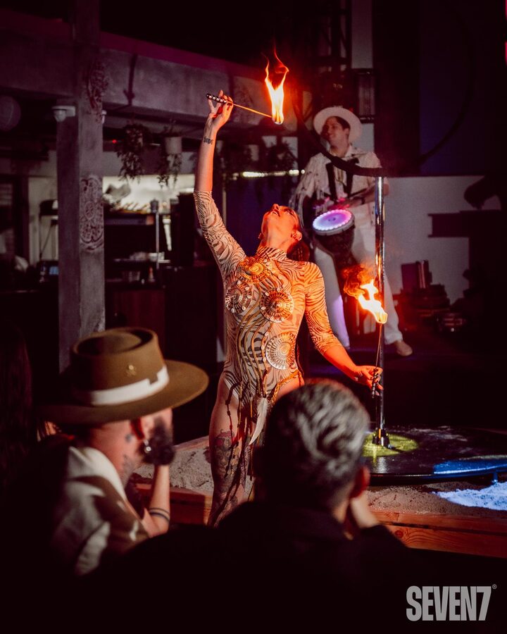 Bailarines de Fuego